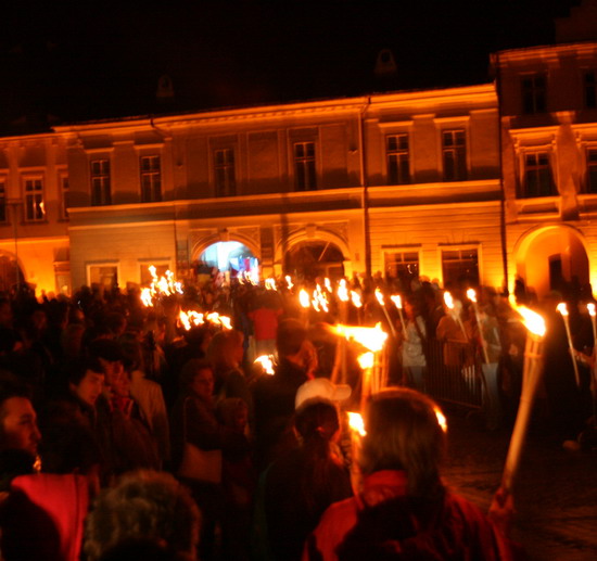 sibiu-8-sept-bru-pelerinaj.jpg
