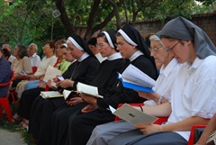 Surorile Baziliene &icirc;mpreună cu Surorile de Caritate Lugoj