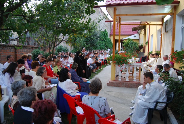 Curtea Mănăstirii OSBM-Lugoj