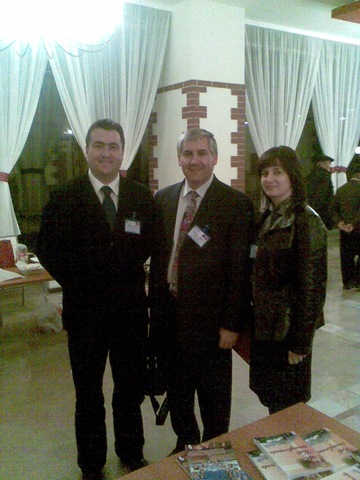 Pr. Vasiloni Florin& Romica Hututui, Presedinte Societatea Biblica Chisinau- Moldova