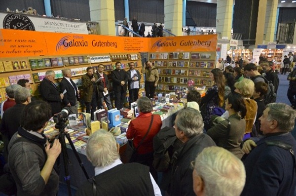 19_lansare_carte_precedenta_ragazului