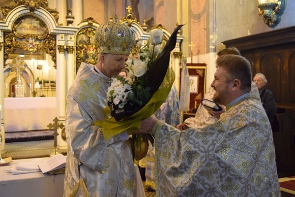 "La mulţi ani!" pentru PS Florentin la aniversarea a 19 ani de c&acirc;nd a fost consacrat Episcop de către Sf&acirc;ntul Ioan Paul al II-lea, Papă al Romei